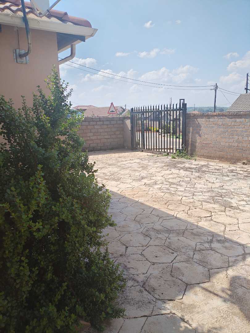3 Bedroom Property for Sale in Mamelodi Gauteng