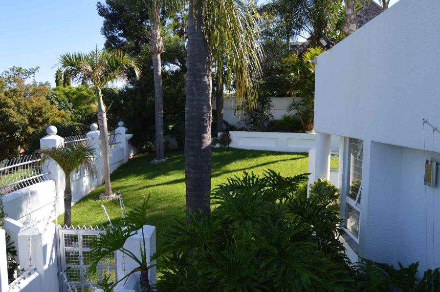 To Let 4 Bedroom Property for Rent in Erasmuskloof Gauteng