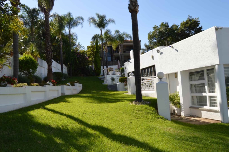 To Let 4 Bedroom Property for Rent in Erasmuskloof Gauteng