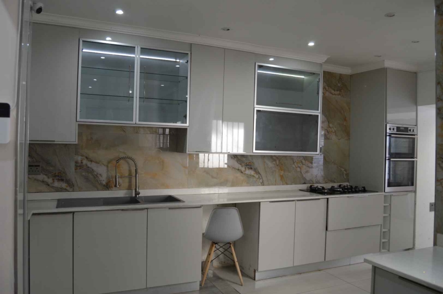 To Let 4 Bedroom Property for Rent in Erasmuskloof Gauteng