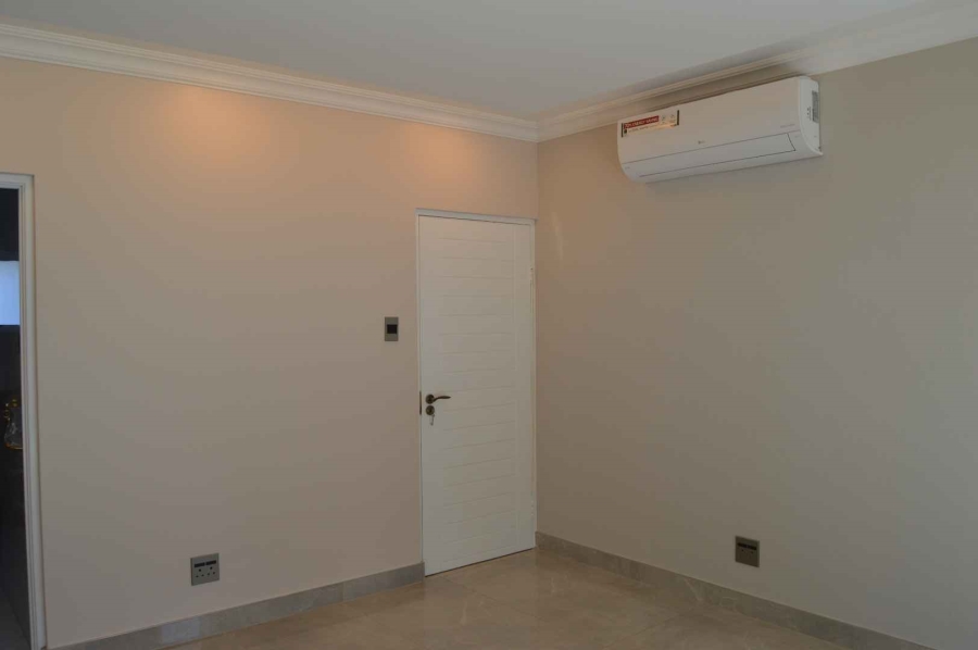 To Let 4 Bedroom Property for Rent in Erasmuskloof Gauteng