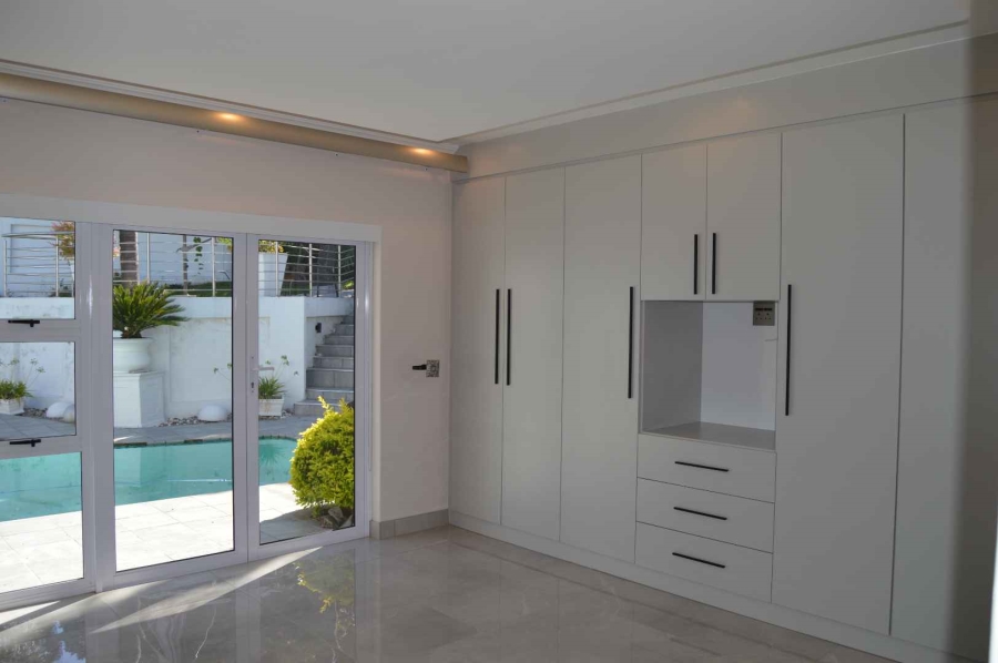 To Let 4 Bedroom Property for Rent in Erasmuskloof Gauteng