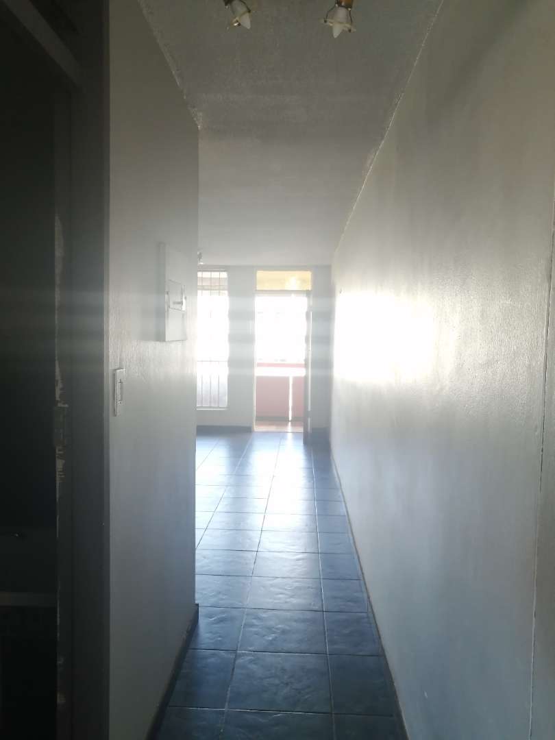 1 Bedroom Property for Sale in Hatfield Gauteng