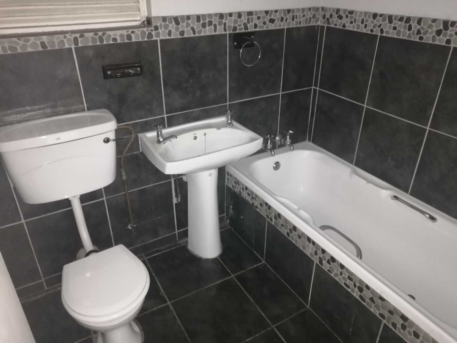 1 Bedroom Property for Sale in Hatfield Gauteng