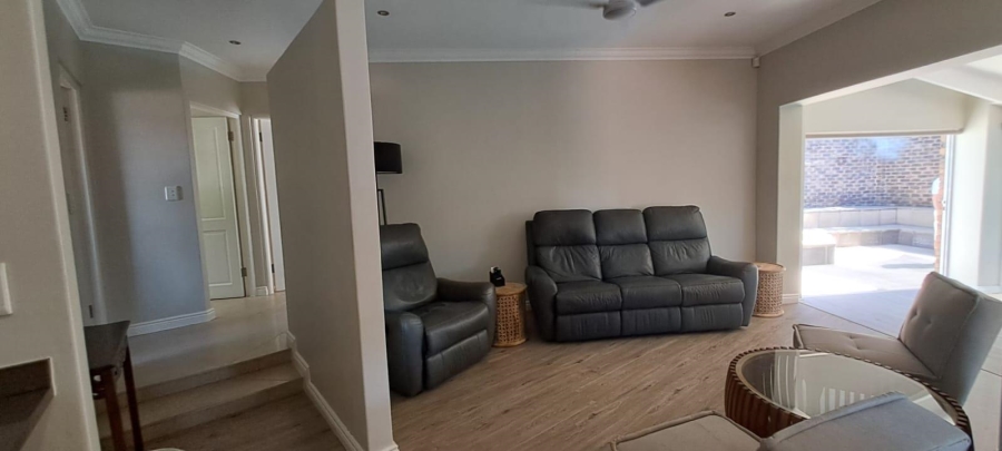 5 Bedroom Property for Sale in Bassonia Gauteng