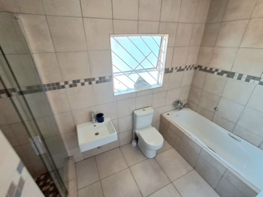 3 Bedroom Property for Sale in Mayberry Park Gauteng