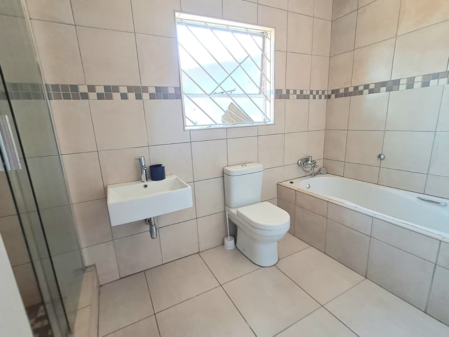 3 Bedroom Property for Sale in Mayberry Park Gauteng