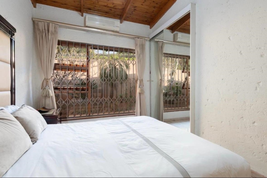 4 Bedroom Property for Sale in Mulbarton Gauteng