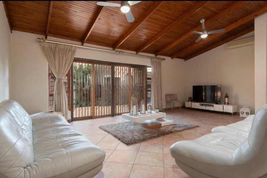 4 Bedroom Property for Sale in Mulbarton Gauteng