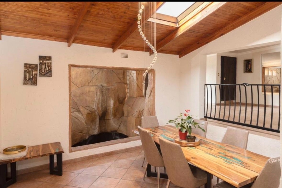 4 Bedroom Property for Sale in Mulbarton Gauteng