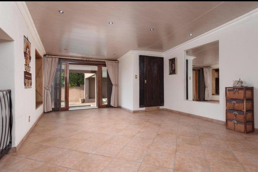 4 Bedroom Property for Sale in Mulbarton Gauteng