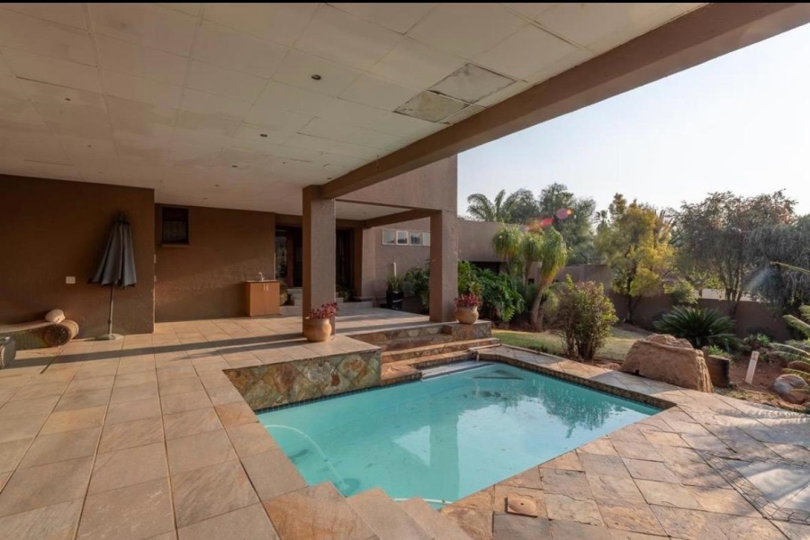 4 Bedroom Property for Sale in Mulbarton Gauteng