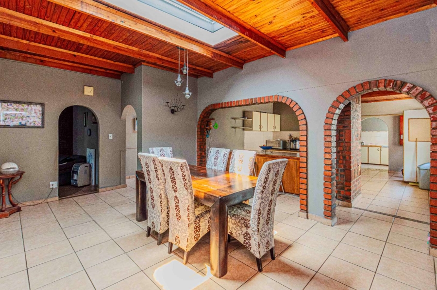 5 Bedroom Property for Sale in Randhart Gauteng