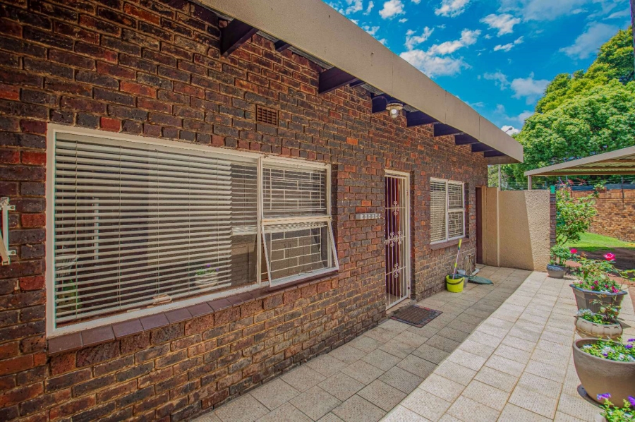 5 Bedroom Property for Sale in Randhart Gauteng