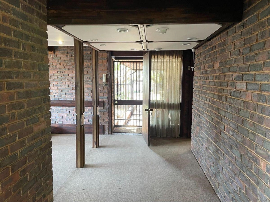 3 Bedroom Property for Sale in Muckleneuk Gauteng