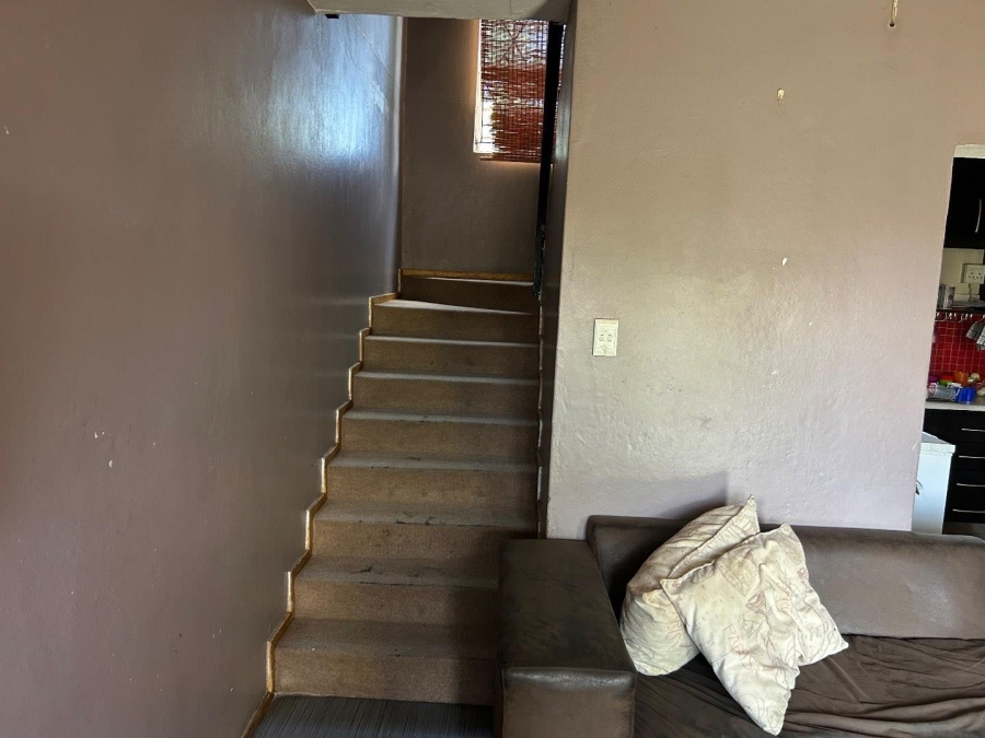 3 Bedroom Property for Sale in Rosslyn Gauteng