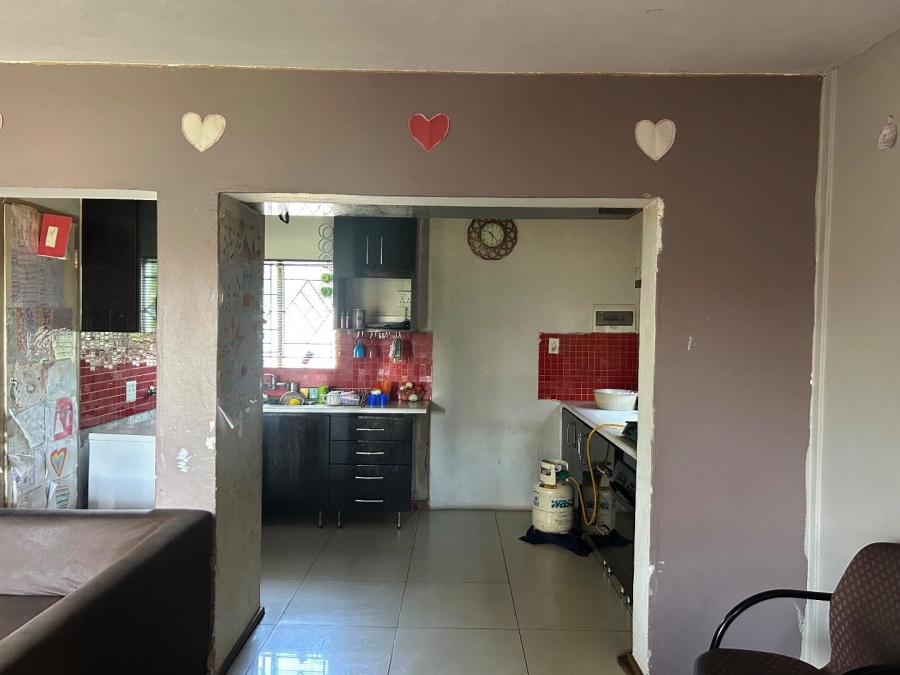 3 Bedroom Property for Sale in Rosslyn Gauteng