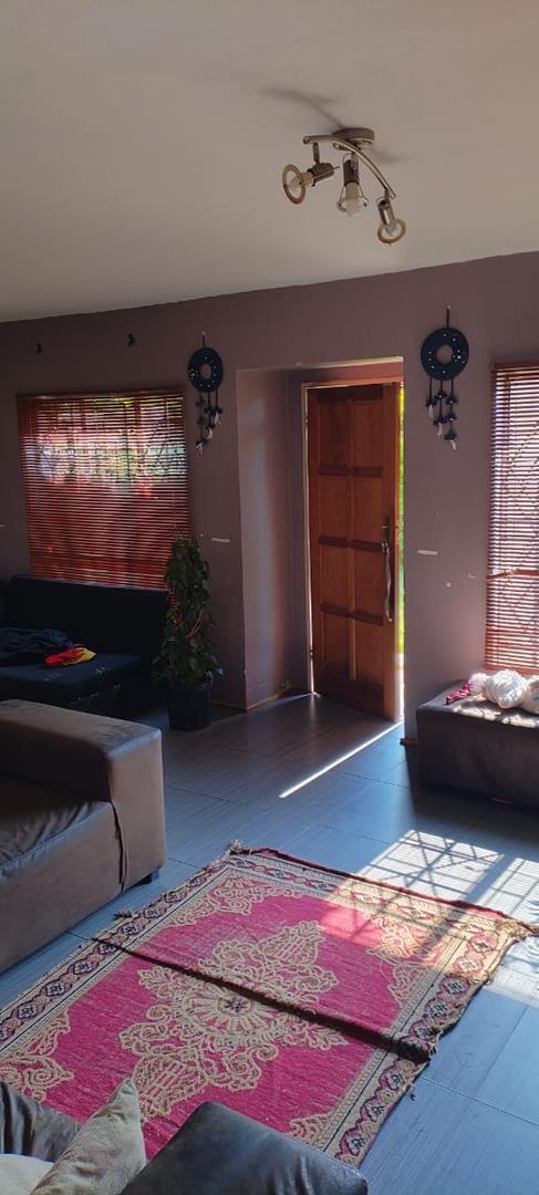 3 Bedroom Property for Sale in Rosslyn Gauteng