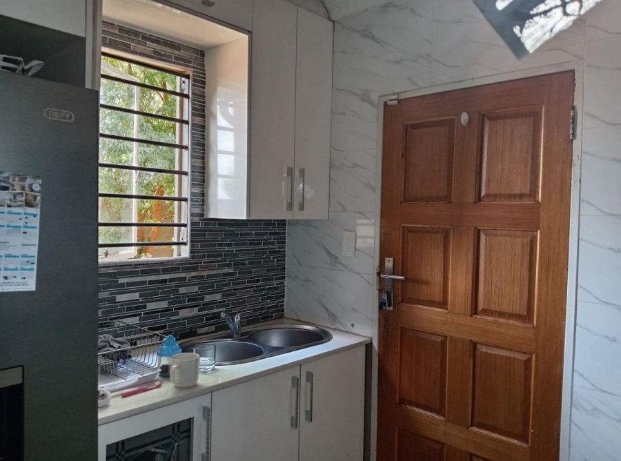 3 Bedroom Property for Sale in Protea Glen Gauteng