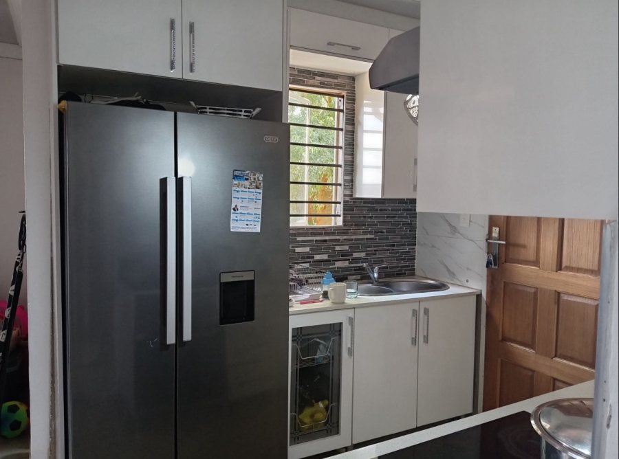 3 Bedroom Property for Sale in Protea Glen Gauteng