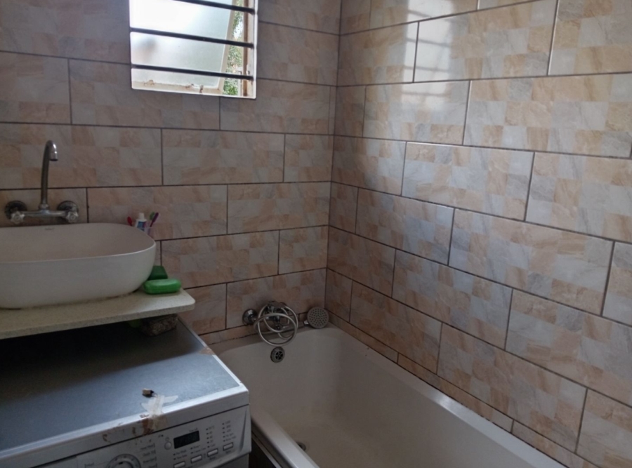 3 Bedroom Property for Sale in Protea Glen Gauteng