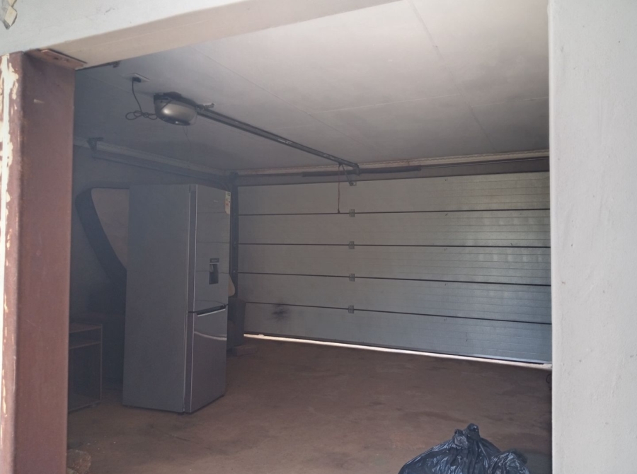 3 Bedroom Property for Sale in Protea Glen Gauteng