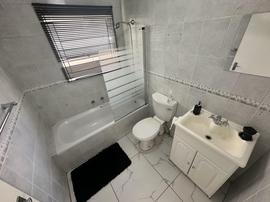 3 Bedroom Property for Sale in Eden Glen Gauteng