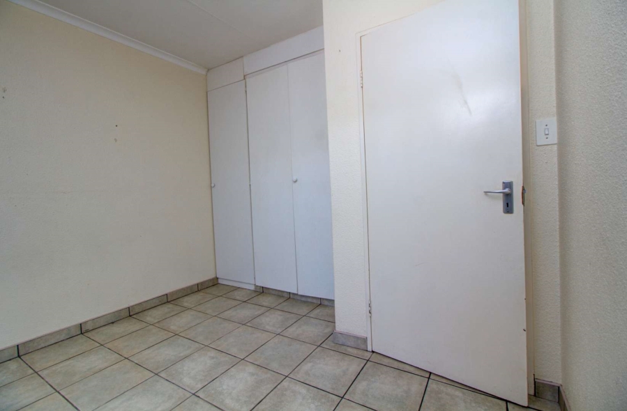 3 Bedroom Property for Sale in Wilgeheuwel Gauteng
