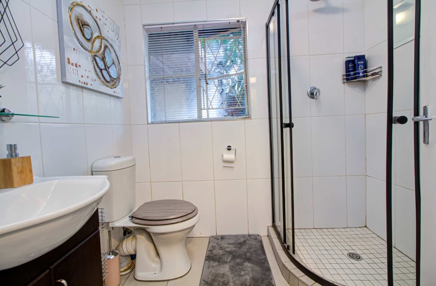 3 Bedroom Property for Sale in Strubensvallei Gauteng