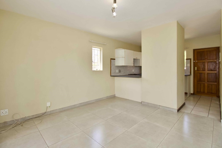 2 Bedroom Property for Sale in Die Hoewes Gauteng