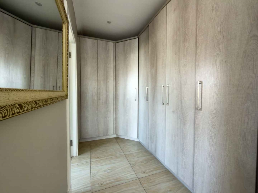 3 Bedroom Property for Sale in Eye of Africa Gauteng