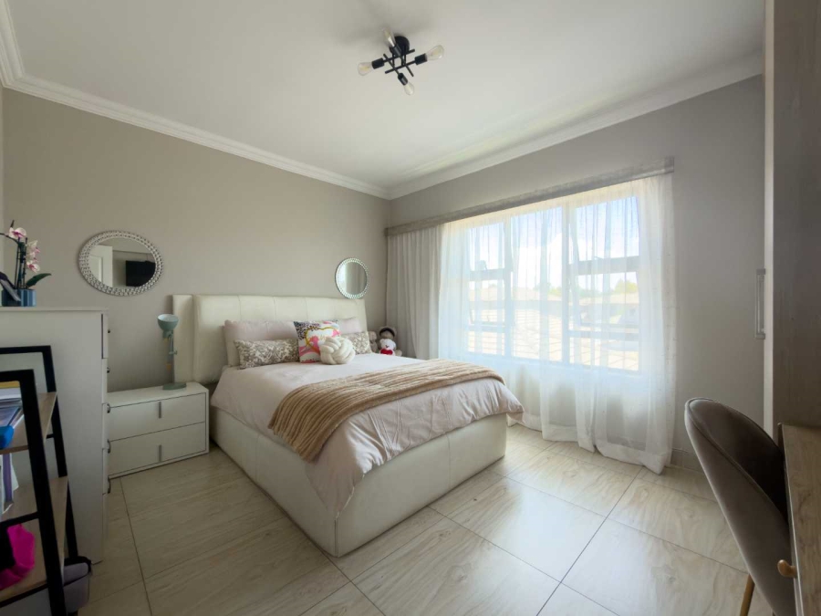 3 Bedroom Property for Sale in Eye of Africa Gauteng