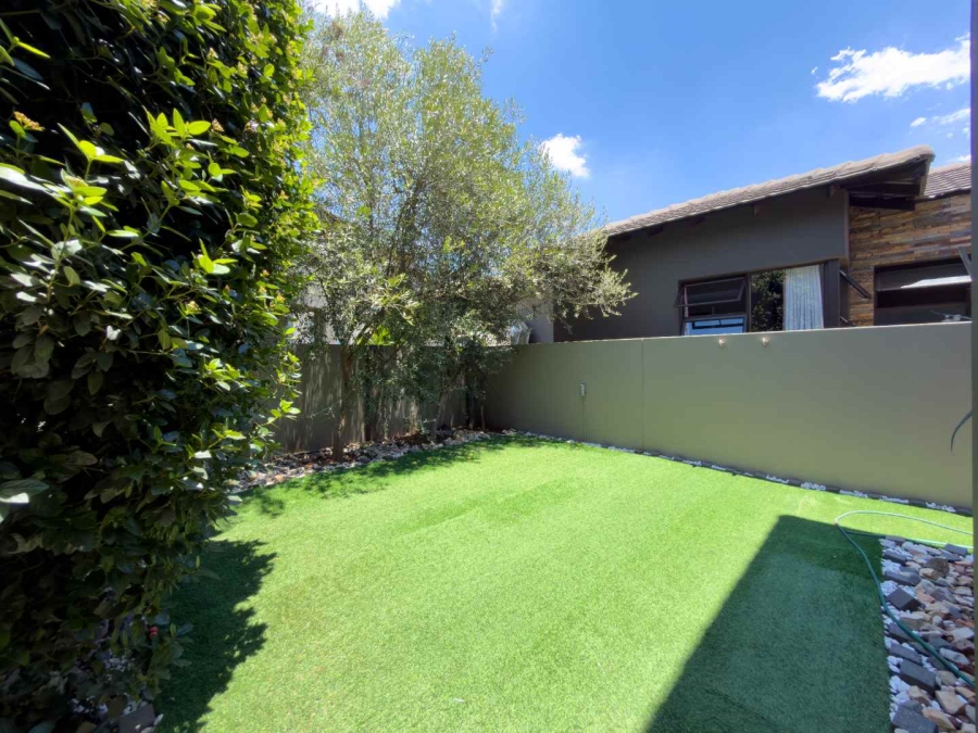 3 Bedroom Property for Sale in Eye of Africa Gauteng