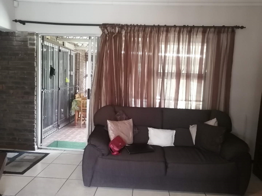 4 Bedroom Property for Sale in Sunward Park Gauteng