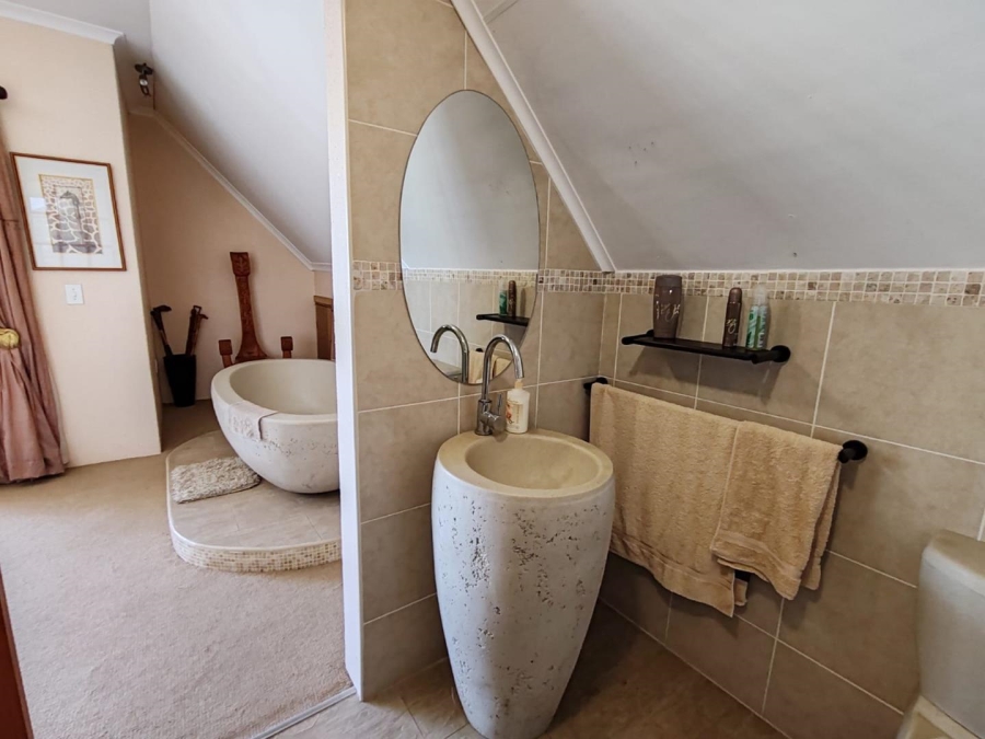 5 Bedroom Property for Sale in Norton Home Estate AH Gauteng