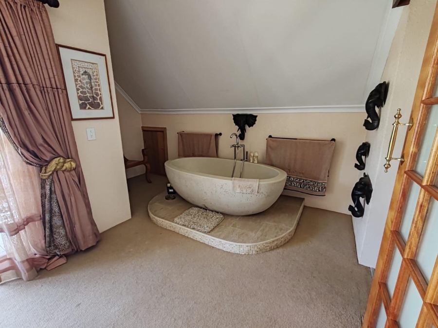 5 Bedroom Property for Sale in Norton Home Estate AH Gauteng