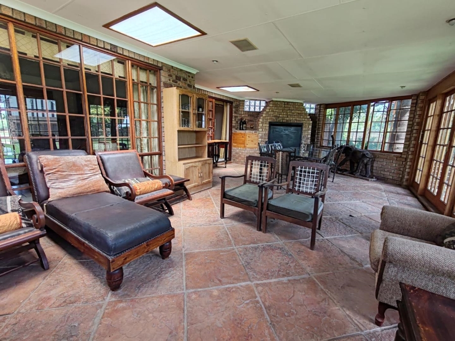 5 Bedroom Property for Sale in Norton Home Estate AH Gauteng