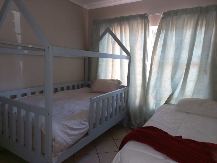 3 Bedroom Property for Sale in Silver Lakes Gauteng