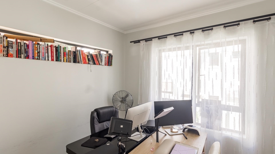 3 Bedroom Property for Sale in Fourways Gauteng