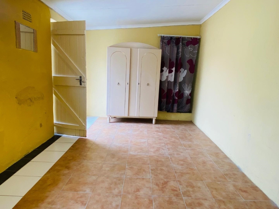 To Let 1 Bedroom Property for Rent in The Hill Gauteng