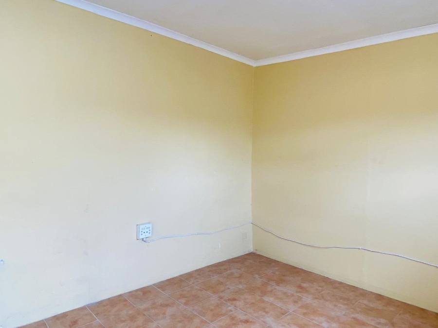 To Let 1 Bedroom Property for Rent in The Hill Gauteng