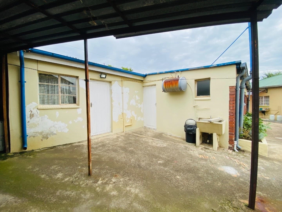 To Let 1 Bedroom Property for Rent in The Hill Gauteng