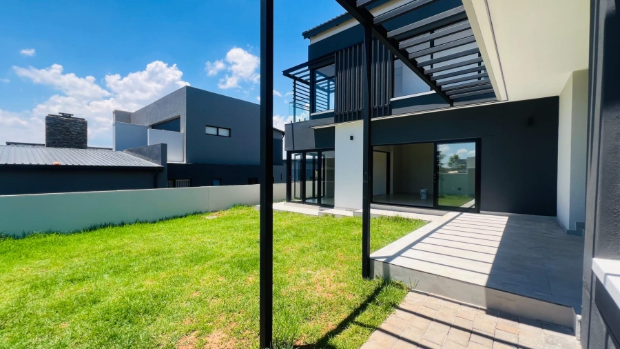 3 Bedroom Property for Sale in Fountainbrook Estate Gauteng