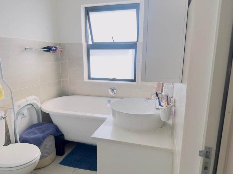 3 Bedroom Property for Sale in Thatchfield Estate Gauteng