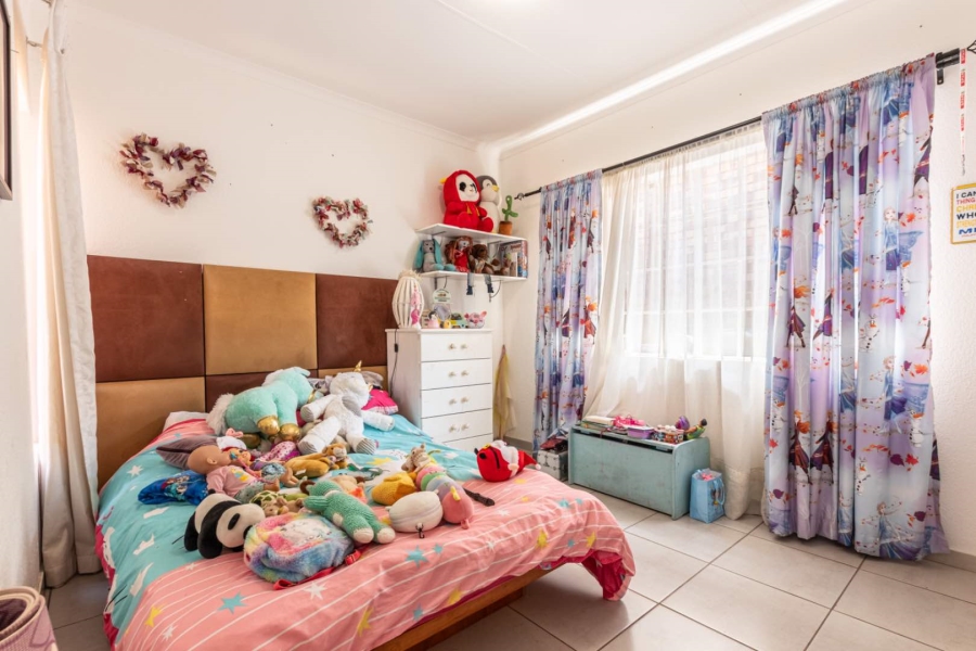 To Let 2 Bedroom Property for Rent in Allens Nek Gauteng