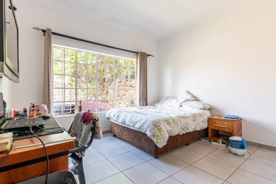 To Let 2 Bedroom Property for Rent in Allens Nek Gauteng