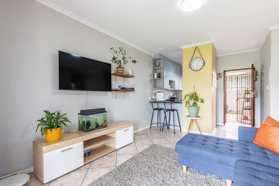 2 Bedroom Property for Sale in Wilgeheuwel Gauteng