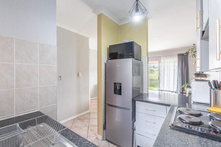 2 Bedroom Property for Sale in Wilgeheuwel Gauteng