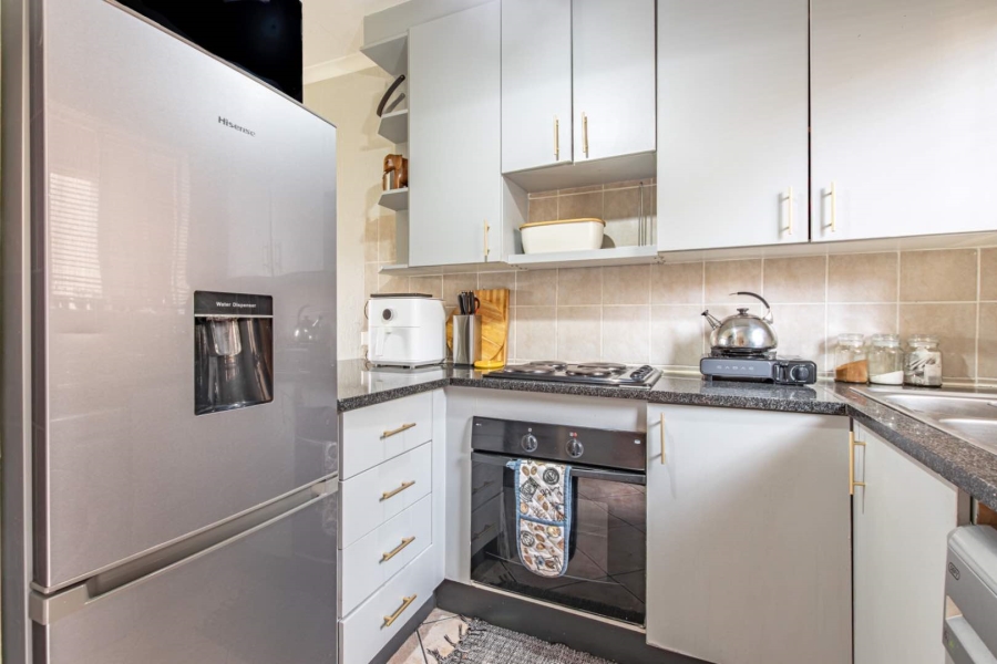 2 Bedroom Property for Sale in Wilgeheuwel Gauteng