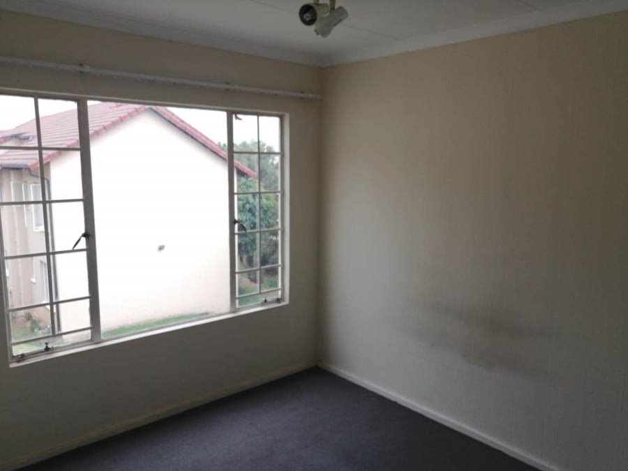 2 Bedroom Property for Sale in Newlands Gauteng